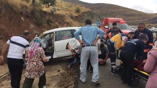 Malatya'da trafik kazası: 2 yaralı