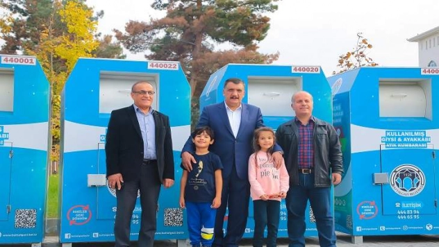 Kullanılmış Giysi Ve Ayakkabı Kumbaraları Yenilendi