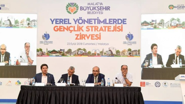 Büyükşehir, 81 ilden 200'ün üzerinde genci Malatya'da buluşturdu