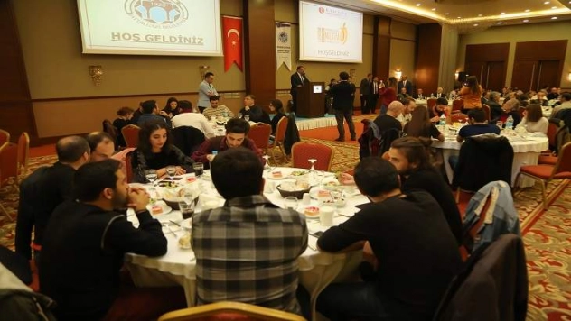 Başkan Gürkan, Sanat Camiası İle Bir Araya Geldi