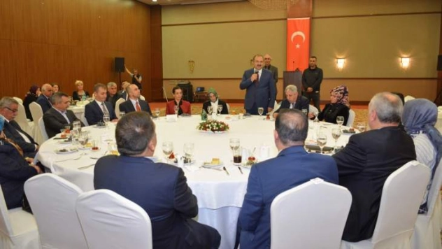 Vali Ali Kaban İçin Veda Yemeği Düzenlendi