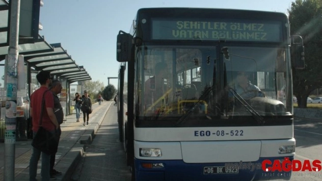 Hacettepe Üniversitesi öğrencileri solo otobüs hizmetinden memnun