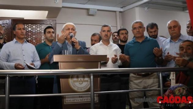 Hacı adayları Malatya'dan dualar ile uğurlandı