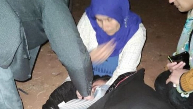 Hafif ticari araç traktöre arkadan çarptı: 2 yaralı