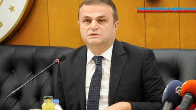 HAK-İŞ Genel Başkanvekili Yıldız: '32 bin yeni sağlıkçının işe alınmasını çok önemli buluyoruz'