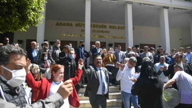 Halay çektiren sözleşme