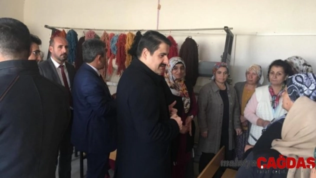 Halı ve kilim  dokuma  kursu açıldı