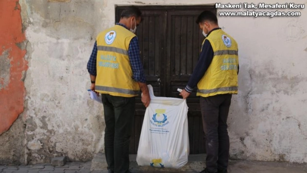 Haliliye Belediyesi Ramazan ayında kapıları tek tek çaldı