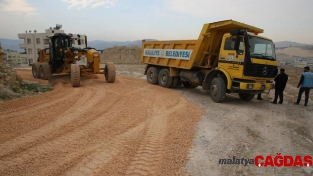 Haliliye'de bozulan yollar onarıldı