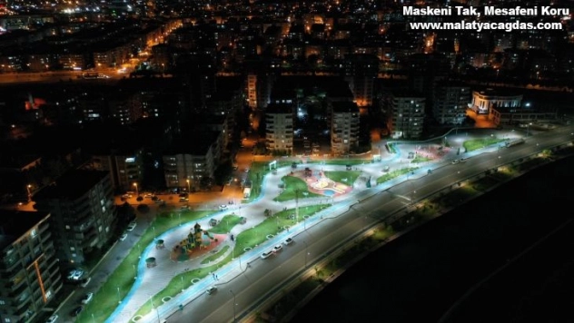 Haliliye'de güvenli parklar ışıl ışıl