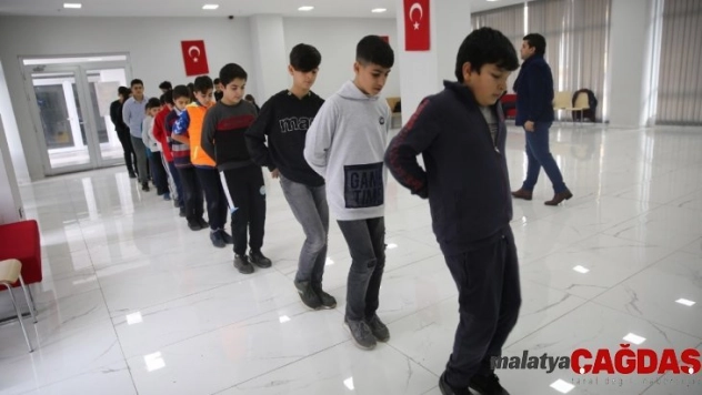 Haliliye'de halk oyunları eğitimi devam ediyor