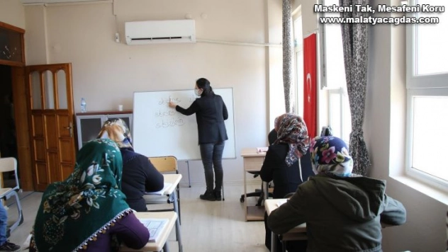Haliliye'de kurs kayıtları devam ediyor