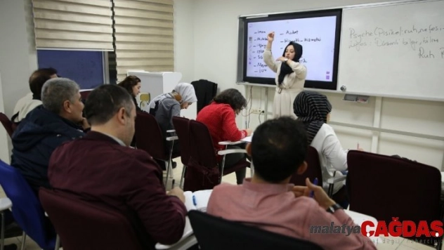 Haliliye'den ücretsiz işaret dili kursu