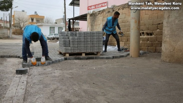 Haliliye'nin 4 mahallesinde yol yapım çalışması