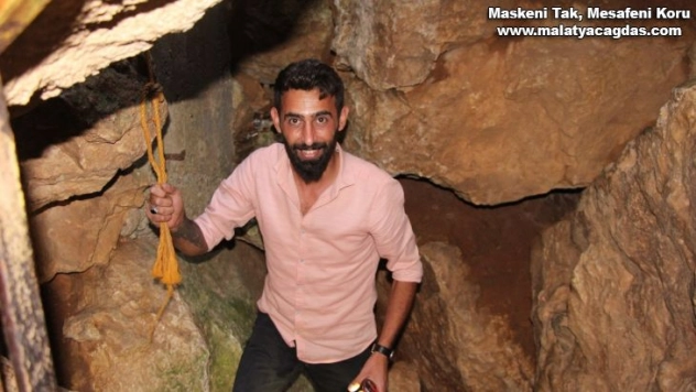 Harput'a çıkanların uğrak noktası Buzluk Mağarası, giren 5 dakika duramıyor