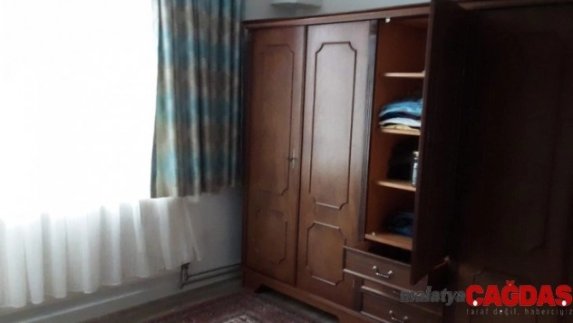 Hasta babası için Belçika'dan geldi, evinin soyulduğunu öğrendi