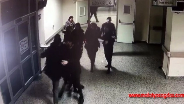 Hasta yakınları güvenlikçilere saldırdı