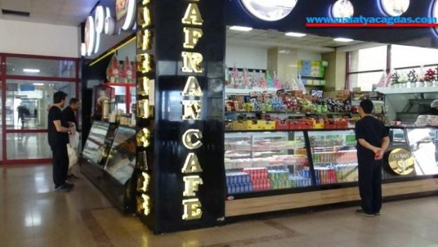 Hastane kantininde sağlık personeline yiyecek ve içecekler 1 ay ücretsiz