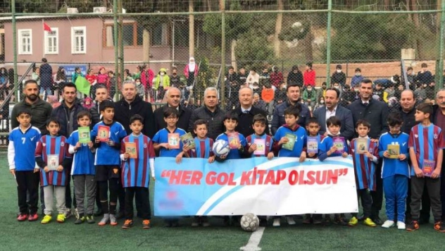 Hatay'da 'Her Gol Kitap Olsun' projesi
