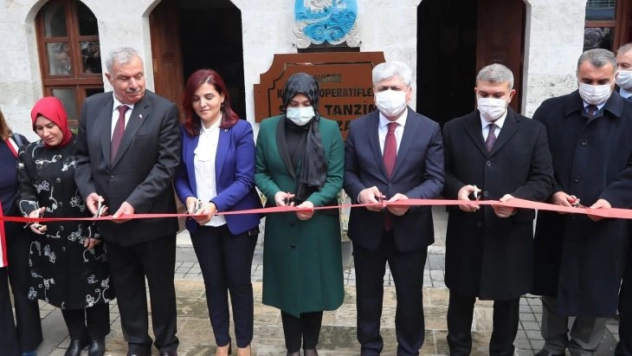 Hatay'da 'Kadın Kooperatifleri Satış Mağazası' açıldı