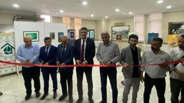 Hatay'da 'Ulusal Davetli Karma Sergisi' açıldı