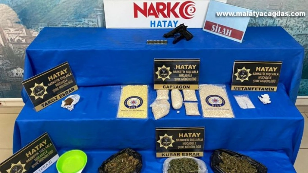 Hatay'da 11 bin 512 adet uyuşturucu hap ele geçirildi