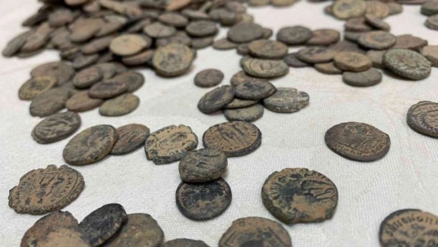 Hatay'da 6 bin 670 sikke ele geçirildi