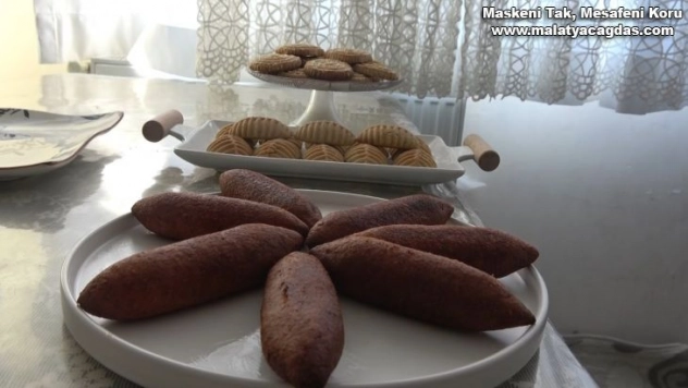 Hatay'da bayram öncesi evlerde 'Oruk' yapımı başladı