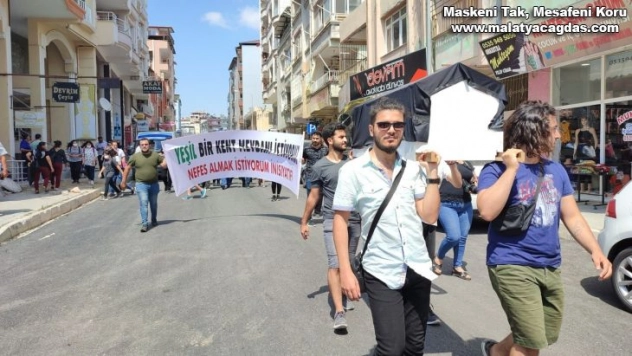 Hatay'da betonlaşmaya tabutlu eylem