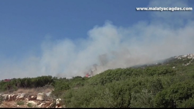 Hatay'da çıkan yangın başka mahalleye sıçradı