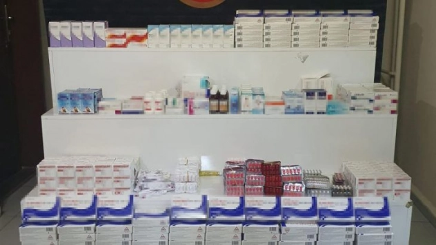 Hatay'da faturasız ilaç ele geçirildi