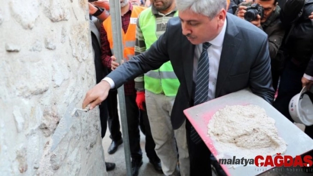 Hatay'da Kurtuluş Caddesi'nde tarihi yapılar yeniden canlandırılacak