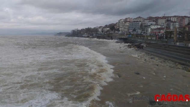Hava karardı, Karadeniz kabardı