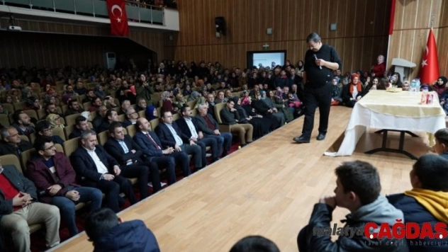 Hayati İnanç'a yoğun ilgi