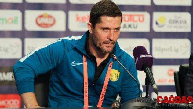 Aksoy,10 kişi kaldıktan sonraki mücadeleleri takdire şayandı