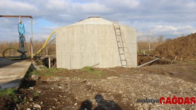 Hayvansal atıklardan 'biyogaz' üretti