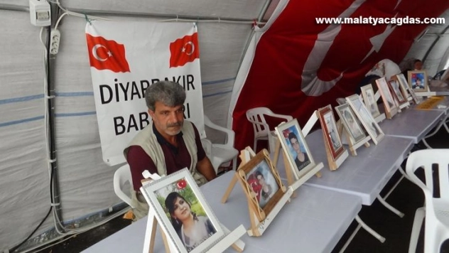 HDP önündeki ailelerin evlat nöbeti 711'inci gününde