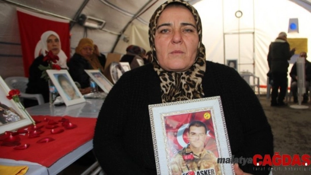 HDP önündeki ailelerin evlat nöbeti 135'inci gününde