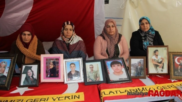 HDP önündeki ailelerin evlat nöbeti 138'inci gününde