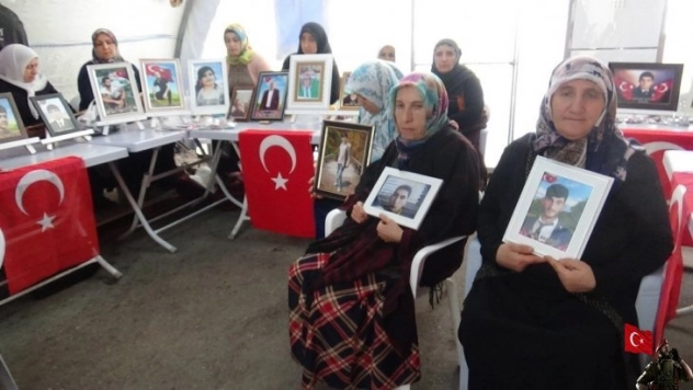 Evlat nöbeti 182'nci gününde