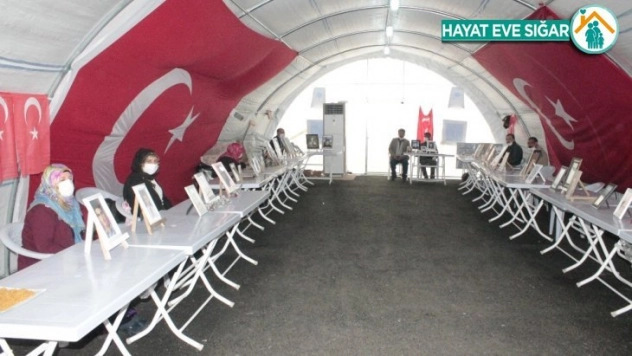 HDP önündeki ailelerin evlat nöbeti 227'inci gününde