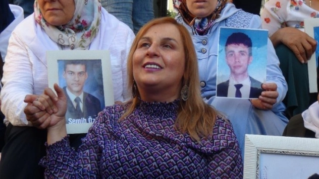 HDP önündeki ailelerin oturma eylemine TİHEK'ten destek