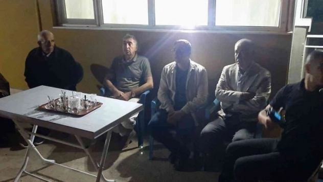 Hekimhan'da 12 saat içinde 9 deprem daha yaşadı