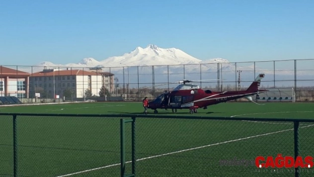 Helikopter ambulans açık kalp ameliyatı geçiren vatandaş için havalandı