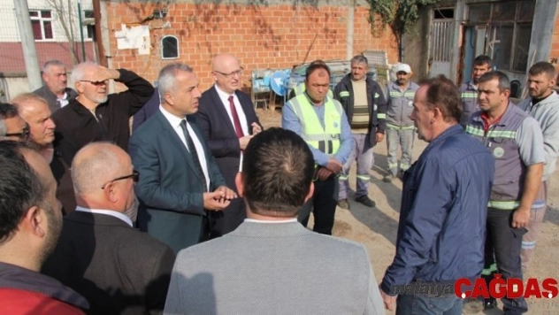Hendek Belediyesi mahalle yenileme çalışmalarına devam ediyor