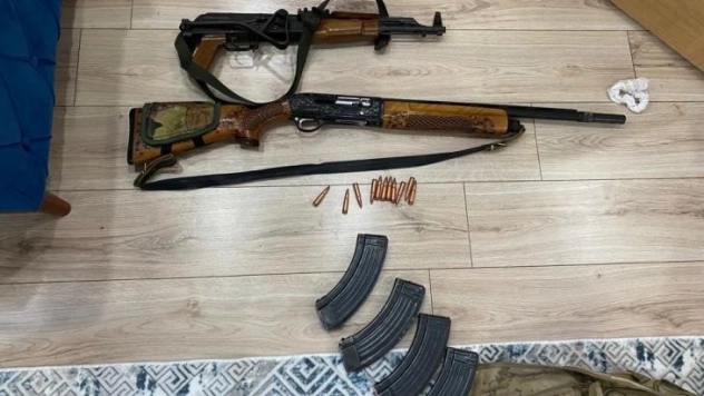 Her taşın altından silah çıktı