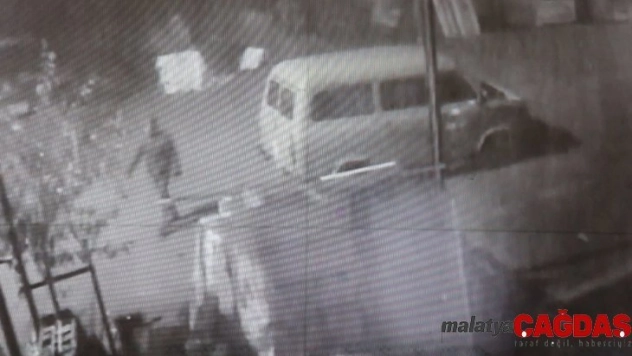 Hırsızlık anı kamerada