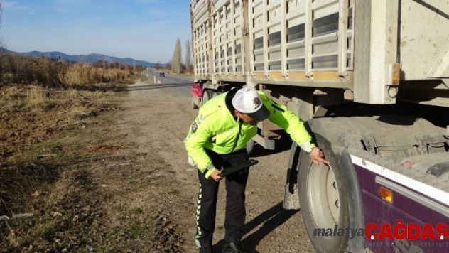 Hisarcık'ta kış lastiği denetimi