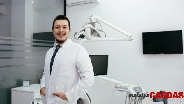 Hiv virüsü ağızda belirti veriyor