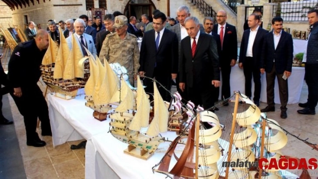 Hükümlülerin el emeği göz nuru eserler sergilendi